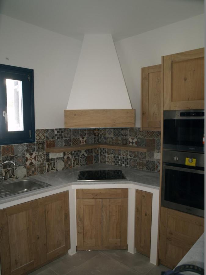 Paros-Memories-Neubau-Villen, Sportpool Aspro Chorio Kültér fotó
