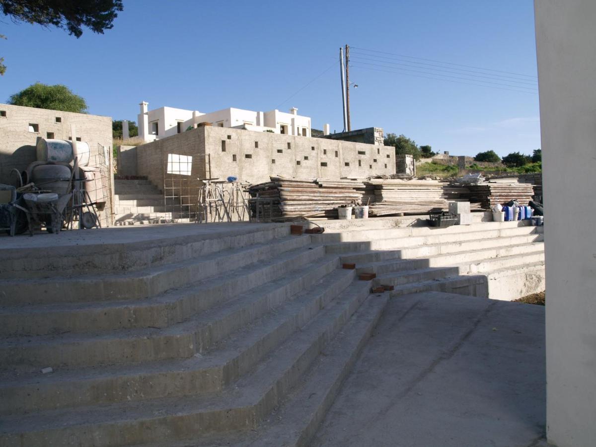 Paros-Memories-Neubau-Villen, Sportpool Aspro Chorio Kültér fotó