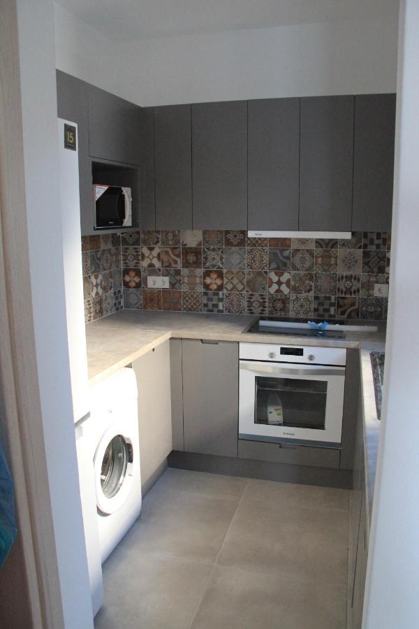 Paros-Memories-Neubau-Villen, Sportpool Aspro Chorio Kültér fotó