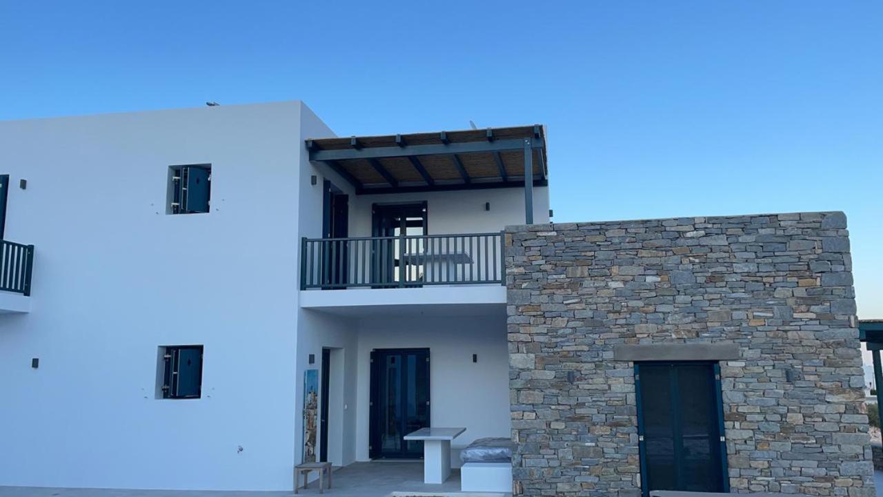Paros-Memories-Neubau-Villen, Sportpool Aspro Chorio Kültér fotó