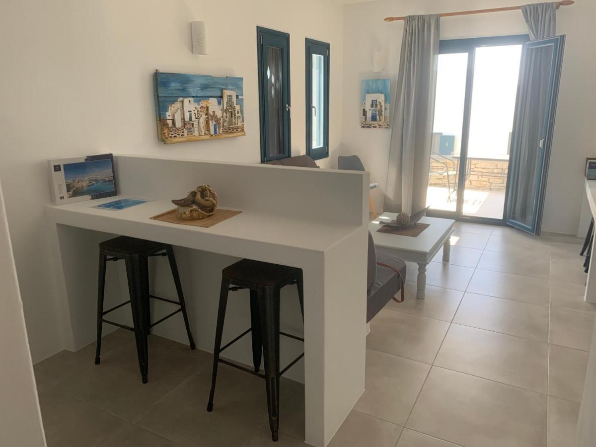 Paros-Memories-Neubau-Villen, Sportpool Aspro Chorio Kültér fotó