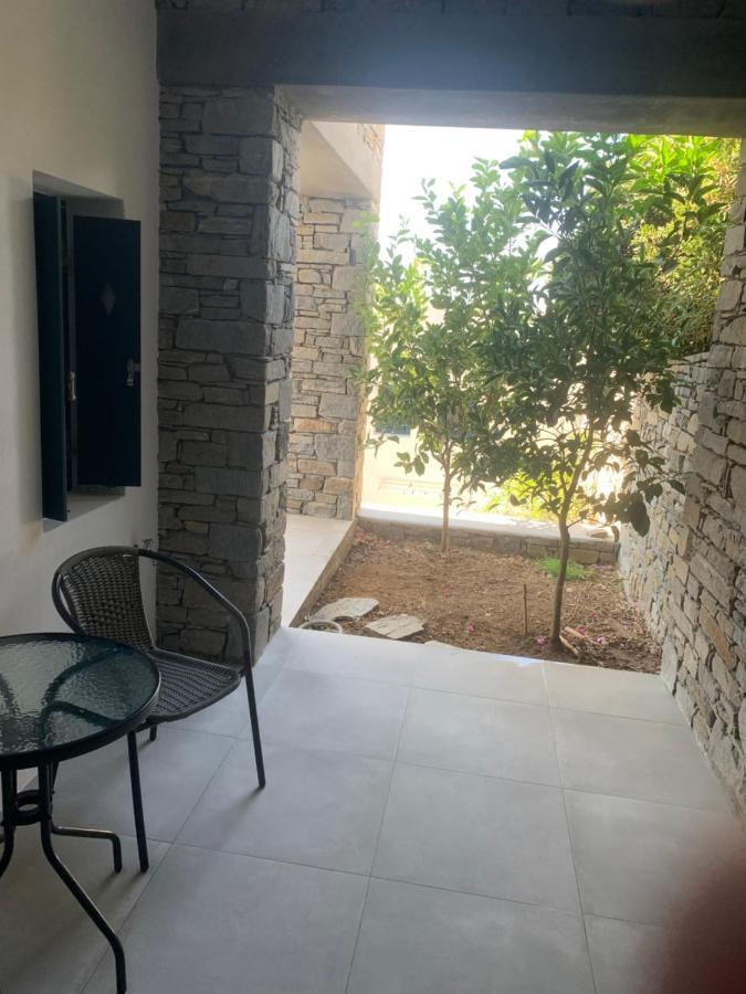 Paros-Memories-Neubau-Villen, Sportpool Aspro Chorio Kültér fotó