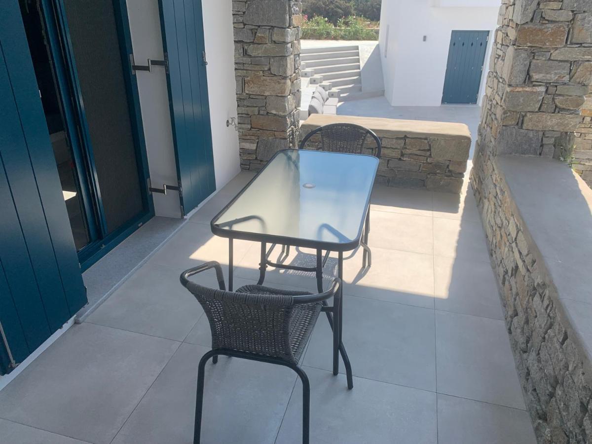 Paros-Memories-Neubau-Villen, Sportpool Aspro Chorio Kültér fotó