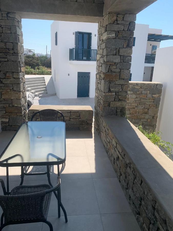 Paros-Memories-Neubau-Villen, Sportpool Aspro Chorio Kültér fotó