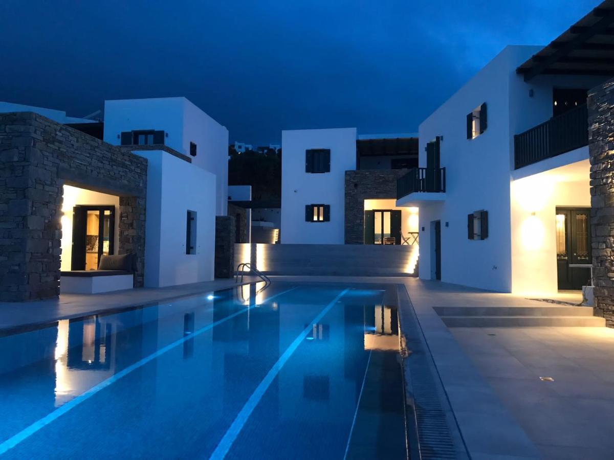 Paros-Memories-Neubau-Villen, Sportpool Aspro Chorio Kültér fotó